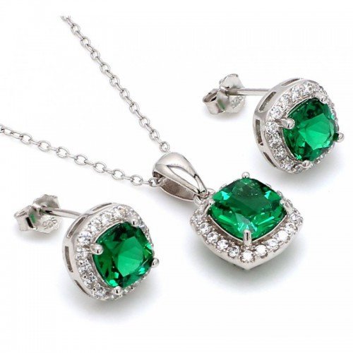 Diamond Pendant Set