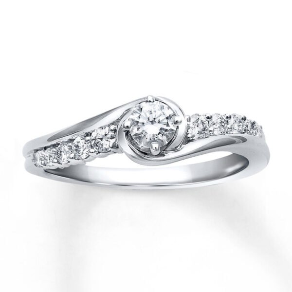 Diamond Ladies Ring
