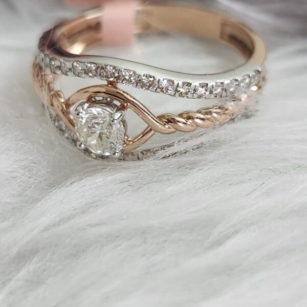 Diamond Ladies Ring