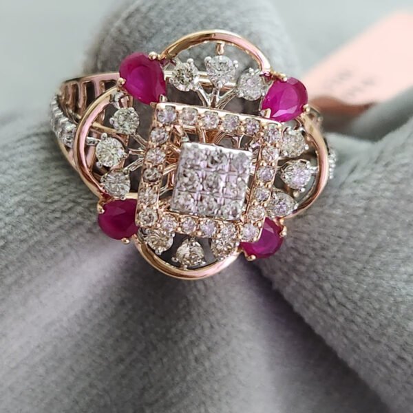 Diamond Ladies Ring