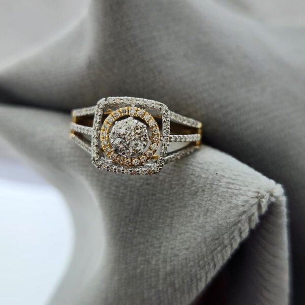 Diamond Ladies Ring