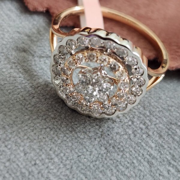 Diamond Ladies Ring